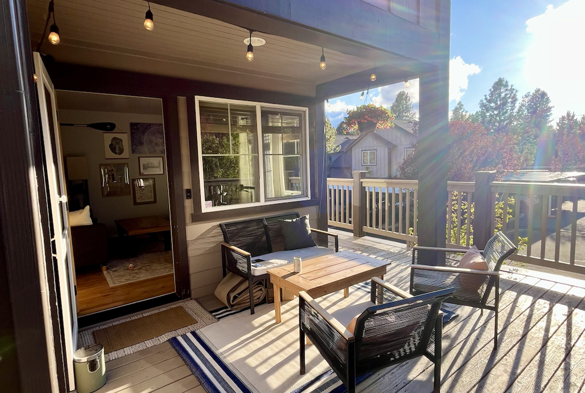 Clean, cozy condo in Bend