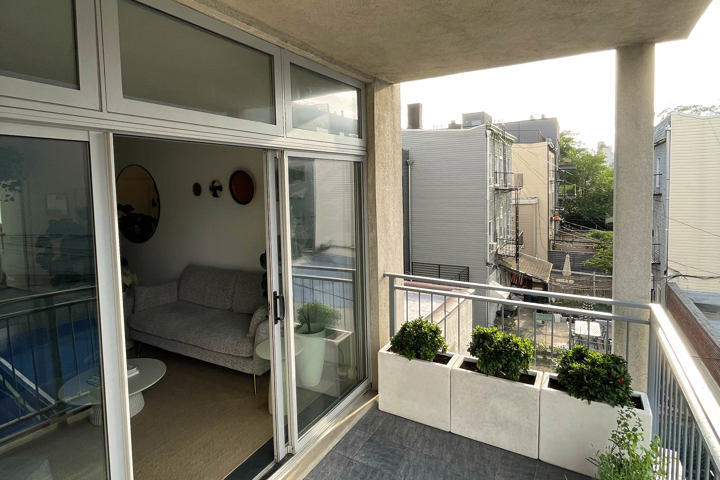 Designers’ plant-filled apartment - 7