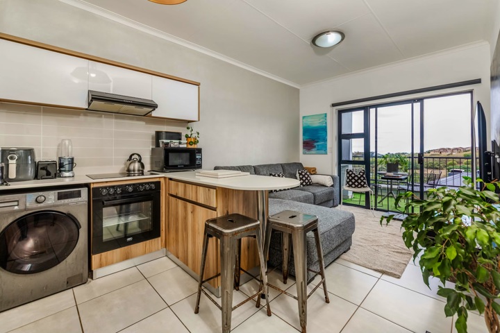 Modern Digital Nomad Haven: Luxury Ballito - 1