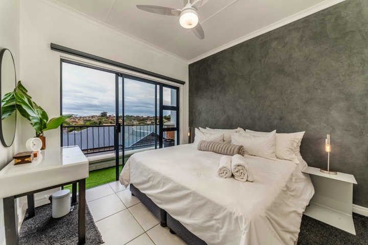 Modern Digital Nomad Haven: Luxury Ballito - 3