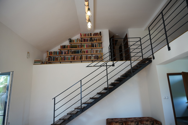 Cozy Apartment with Terrace & Nature Views - 5