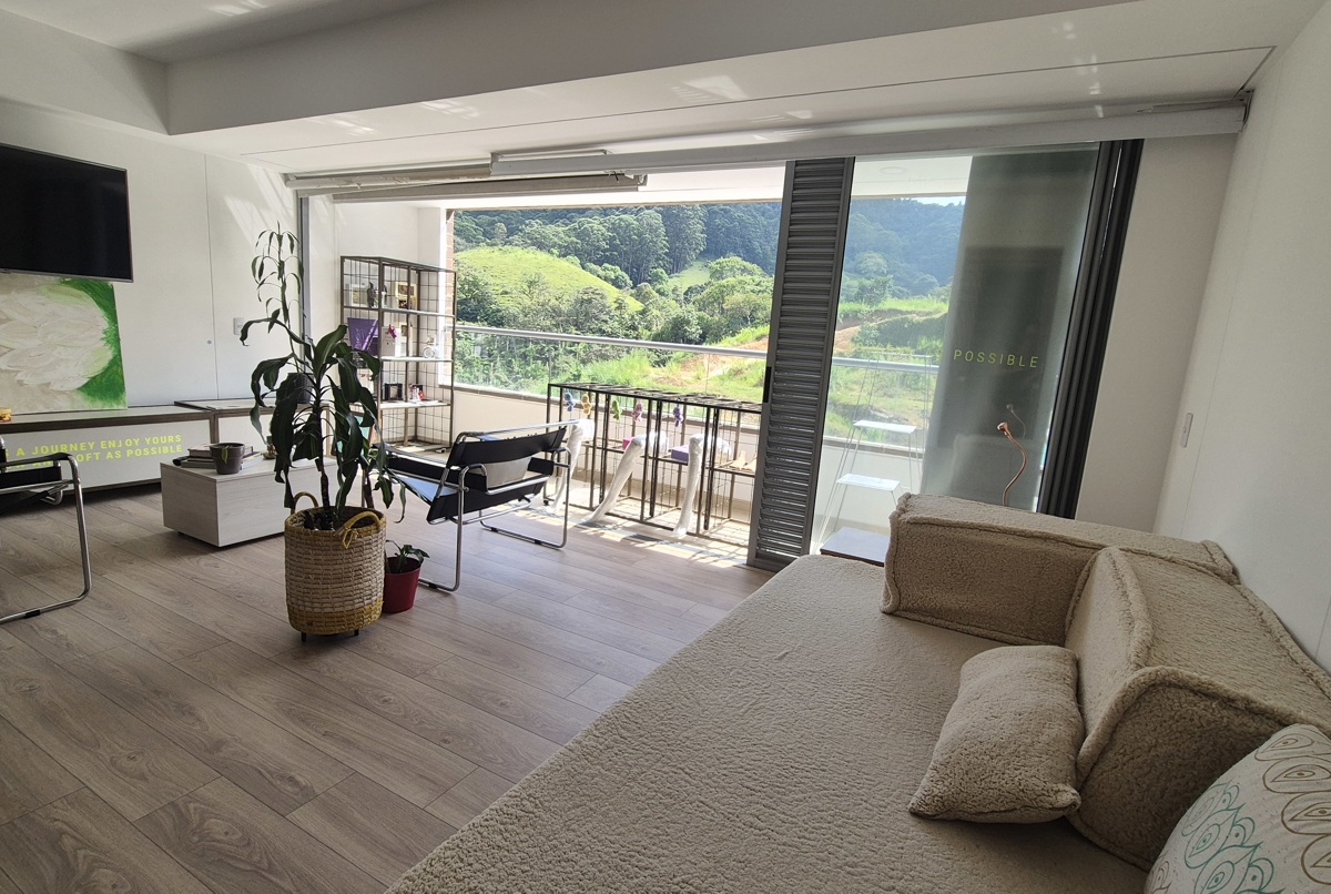 Quiet & Calm comfortable loft/studio