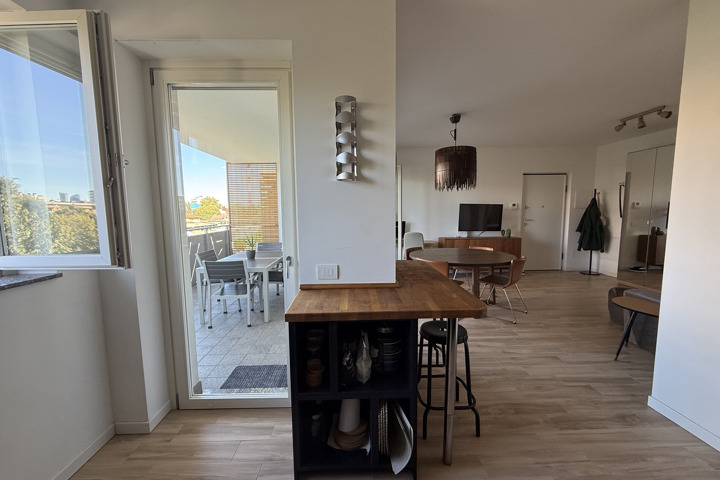 Bright Milan Penthouse with Private Rooftop - 1