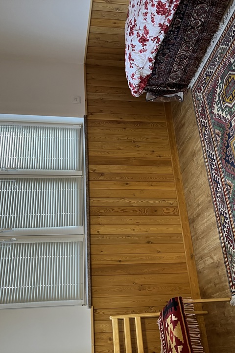 Charming space for a creative soul. - 8