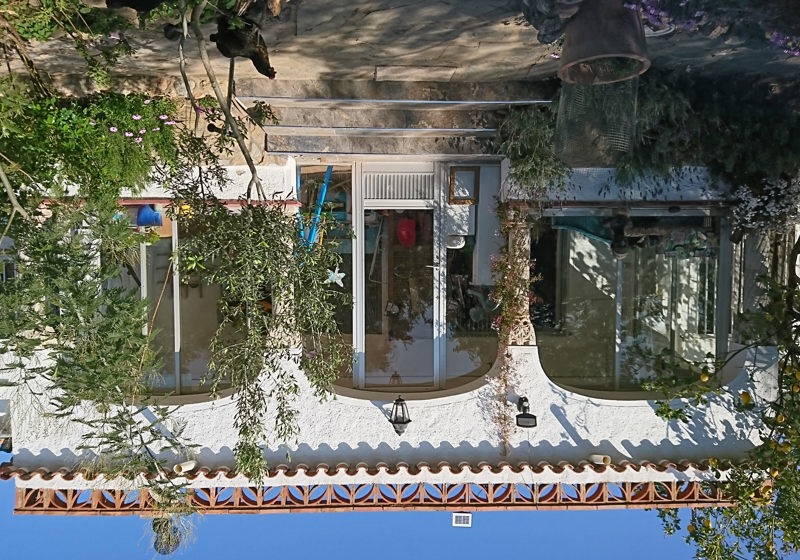 home swap in Roses, Spain