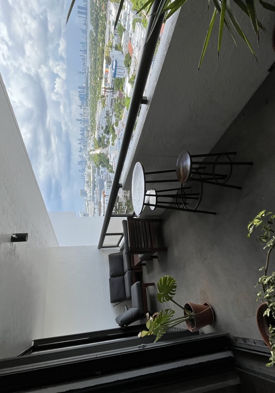 home swap in Miami Beach, Florida