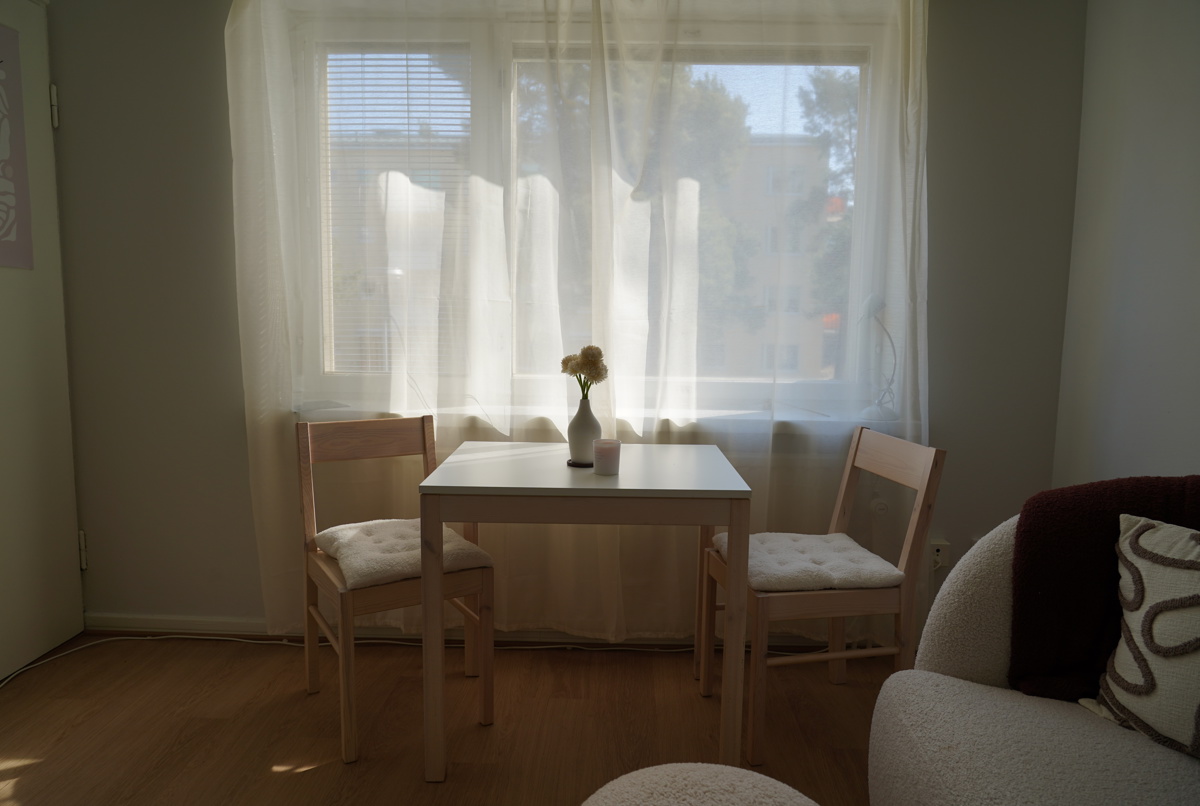 Minimalist White Haven for Peaceful Living