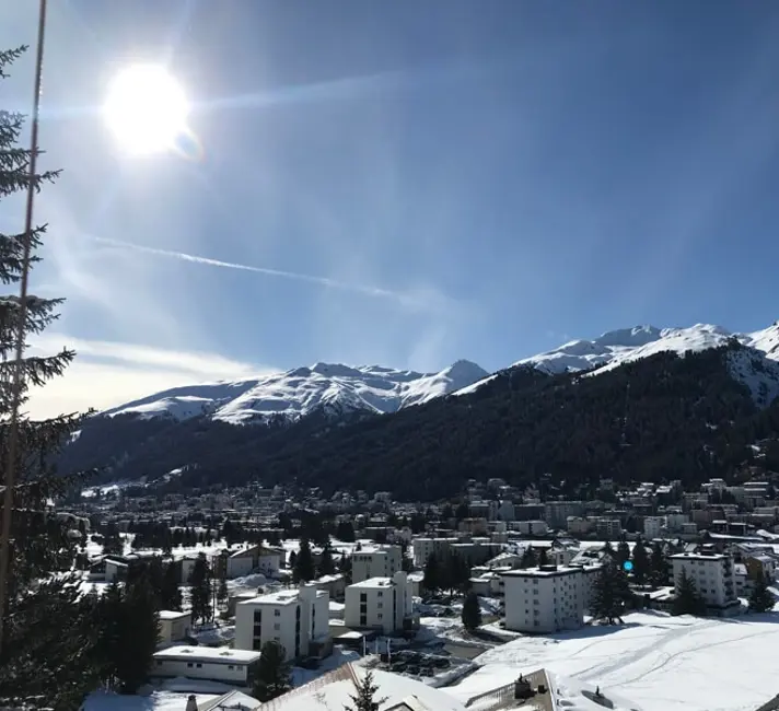 Davos, Switzerland 3 beds · 3 workspaces · 37 Mbps WiFi