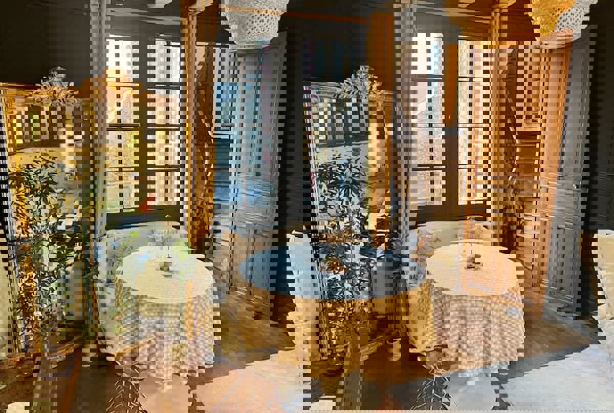 Medieval Soul: Charming Duplex in the Heart of Le