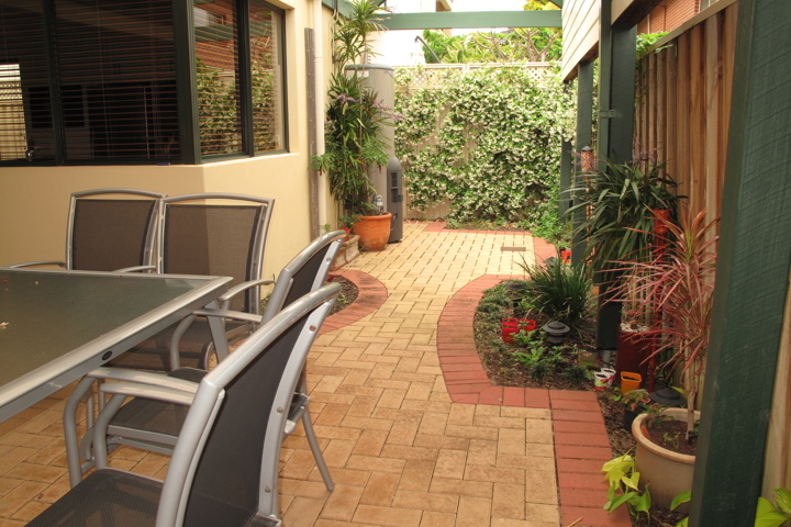 Smart 2 storey home in trendy city edge location - 1