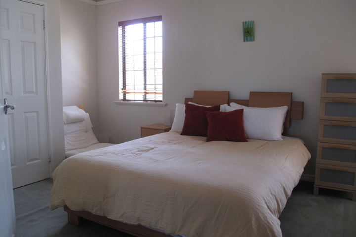 Smart 2 storey home in trendy city edge location - 9