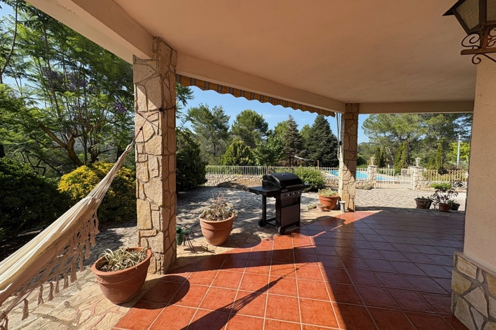 Unique house with botanical garden, pool and views - 1