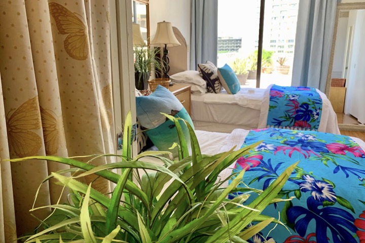 Huge Lanai, view of Diamond Head - 2 bedroom - 9