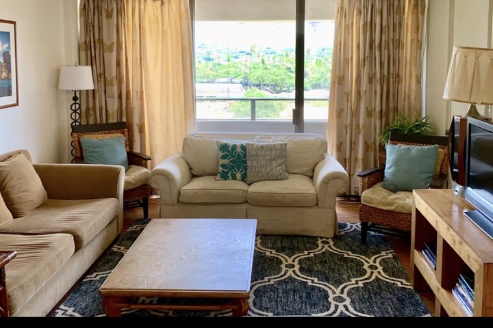 Huge Lanai, view of Diamond Head - 2 bedroom - 15