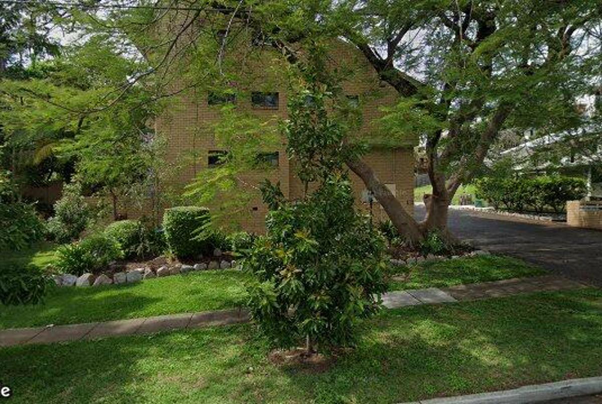 Courtyard 2BR Apartment