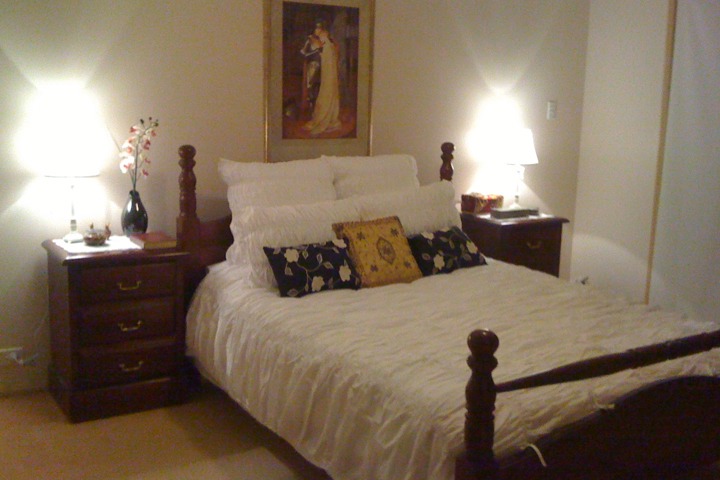 Courtyard 2BR Apartment - 7