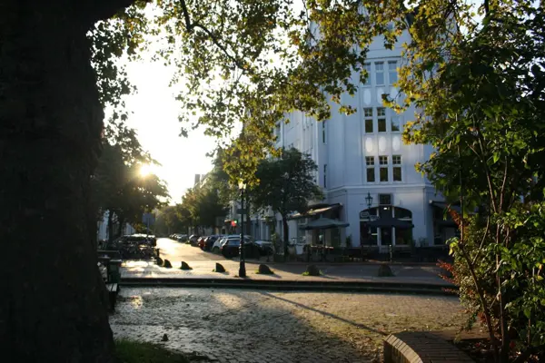 Home Swap Dusseldorf - Work Days That Feel Lighter