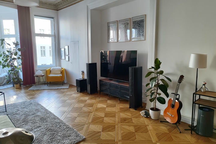 Spacious flat under monument protection in Berlin - 1