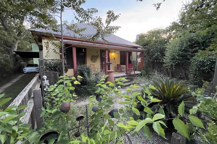 Austin City Livin - 1