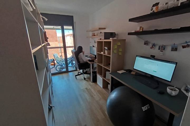 3BR flat with 2 Workspaces and FastWiFi near beach - 2