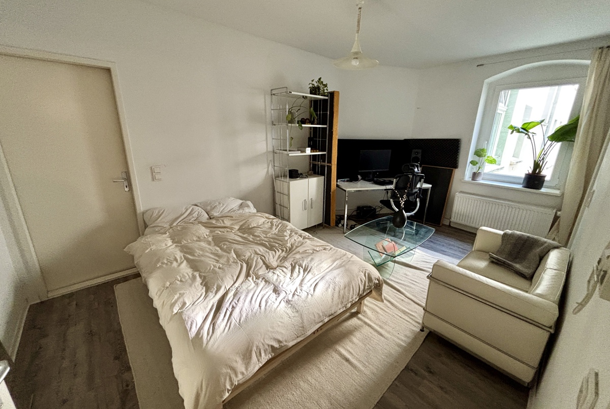 Cute stylish studio in great location