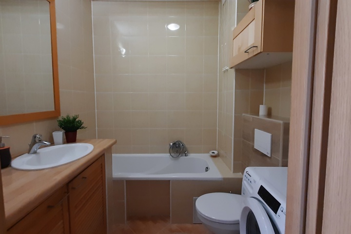 Charming 2-Room Apartment with Huge Terrace - 4
