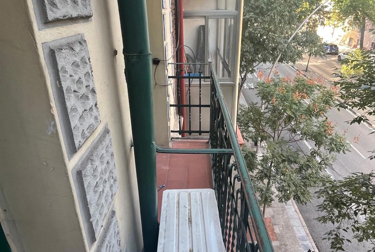 One bedroom flat right outside Madrid's center