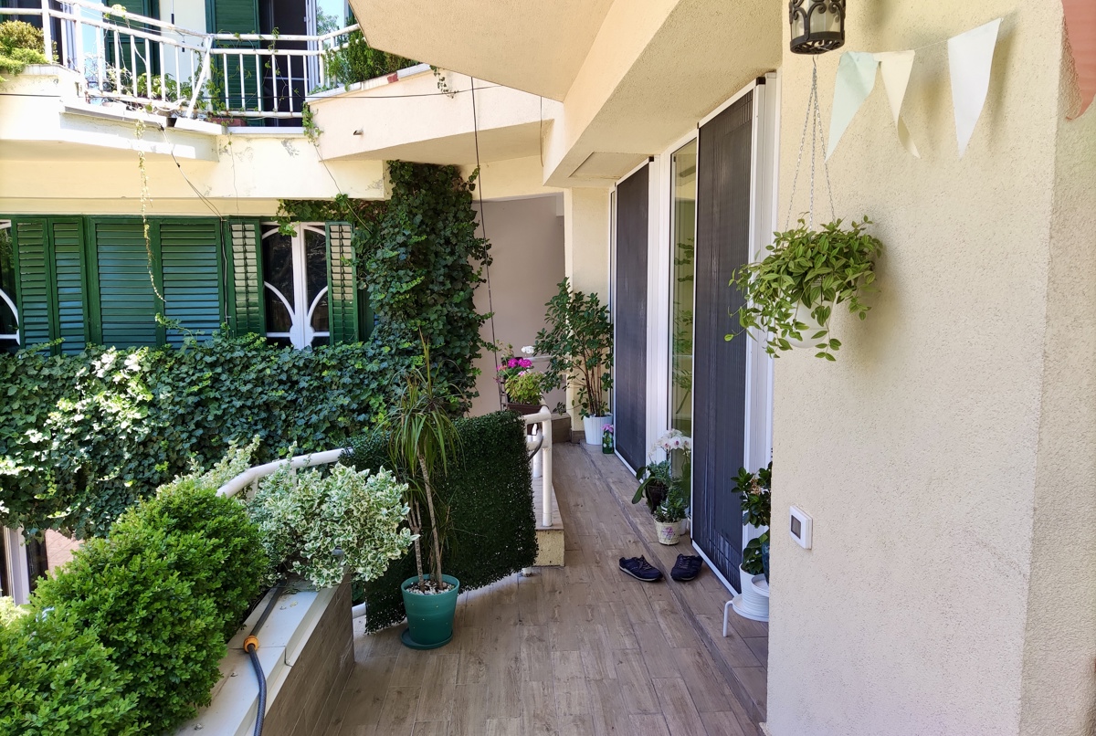 City center retreat with large terrace