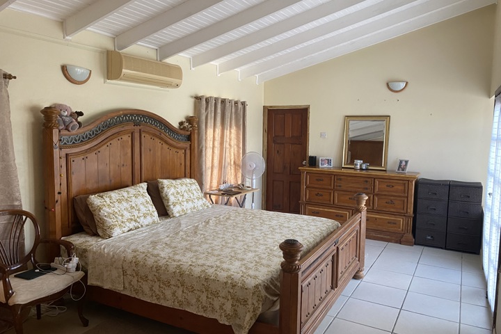 Detached private residence close to Rodney Bay - 3