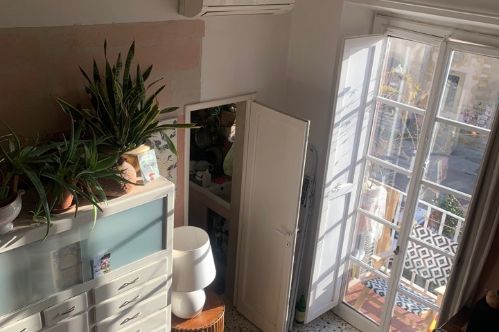 monolocale creativo e luminoso nel centro storico - 1