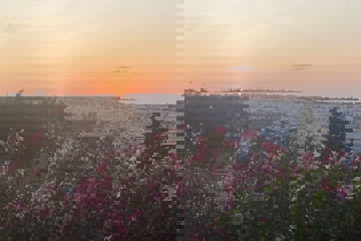Bright flat in the central, calm heart of Malta - 14