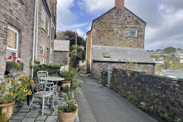 On the Cornish coast path with an awesome view. - 16