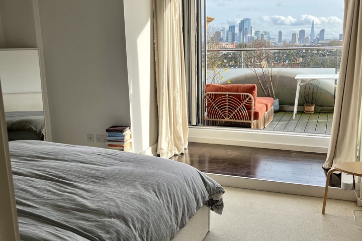 Sunny tranquil London penthouse - 4
