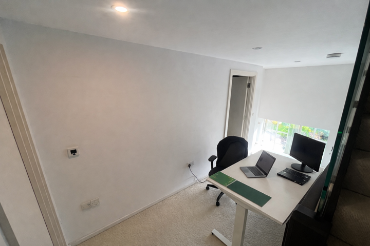 Sunny tranquil London penthouse - 8