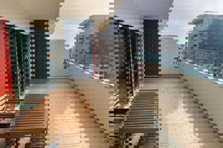 Bright Ericeira apartment – walk to beach & cafés - 5