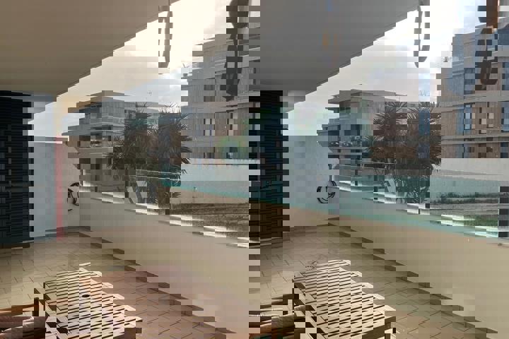 Bright Ericeira apartment – walk to beach & cafés - 6