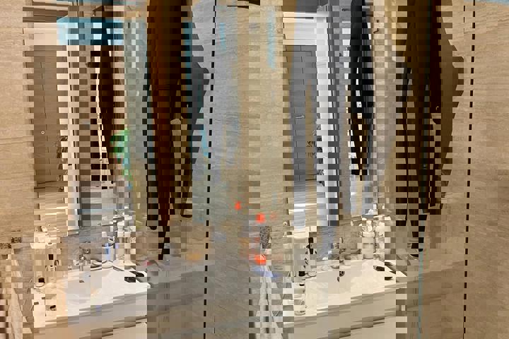 Bright Ericeira apartment – walk to beach & cafés - 8