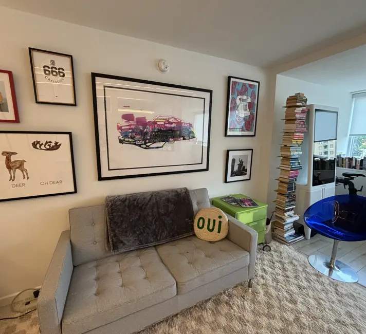 Washington D.C., DC, USA 1 bed · 1 workspace · 416 Mbps WiFi