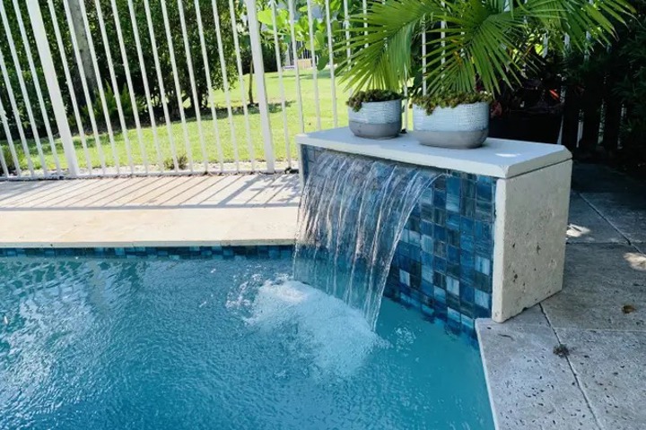 Beautiful 3 Bedroom pool Home - 8