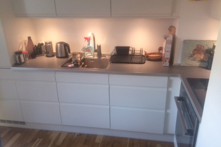 The little red house - 4