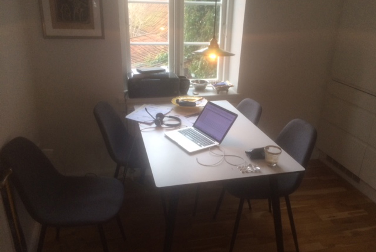 The little red house