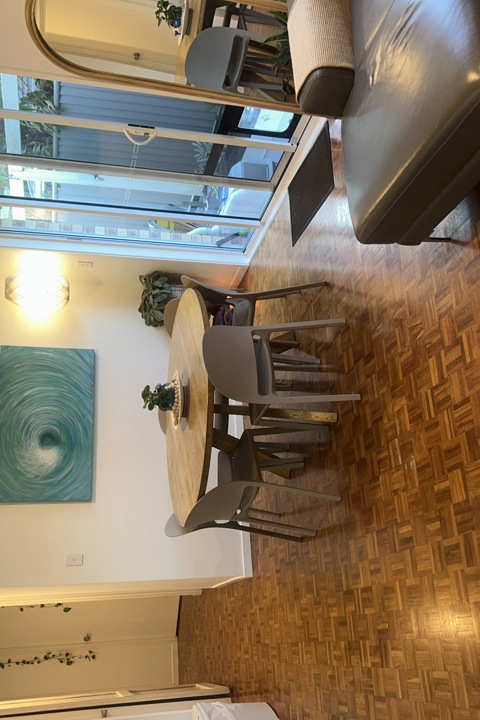 3 bedroom comfortable home close to everything - 3