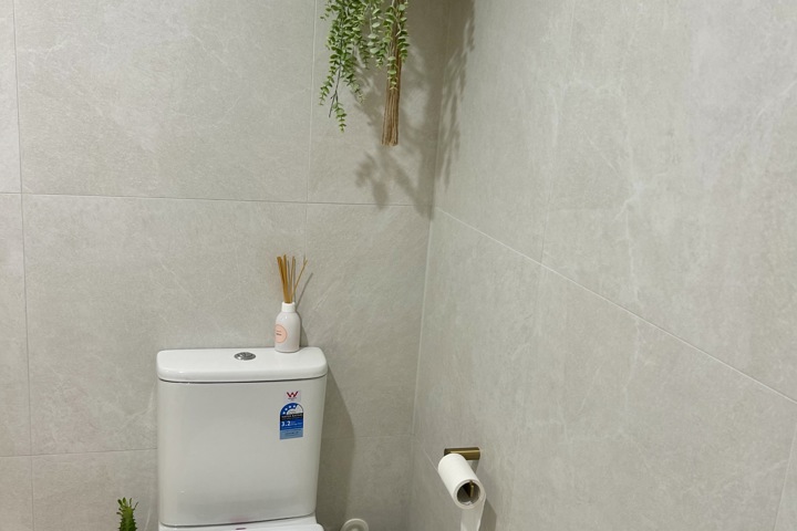 3 bedroom comfortable home close to everything - 8