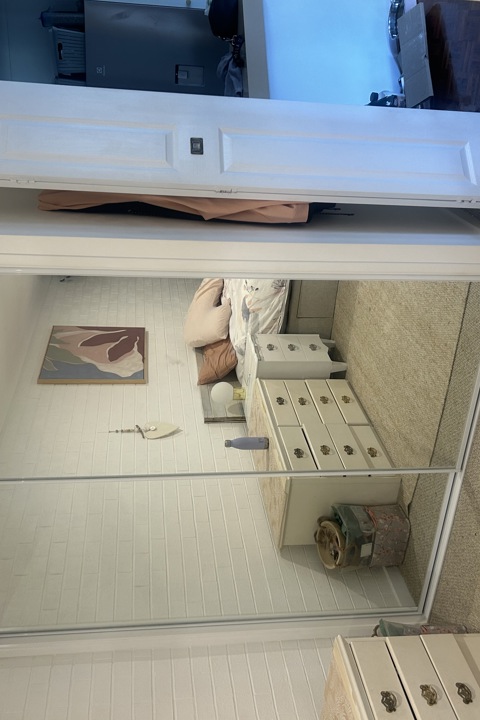 3 bedroom comfortable home close to everything - 13