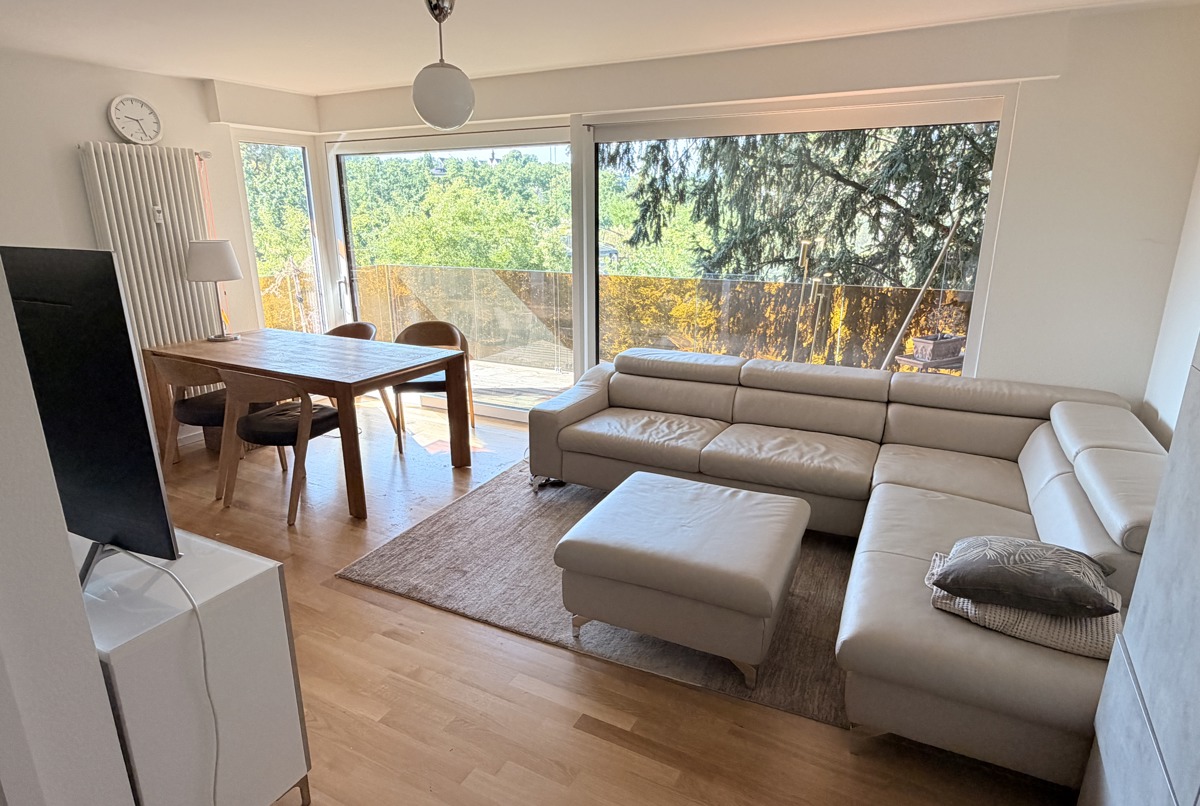 spacious 2-room flat in a quite area near centre