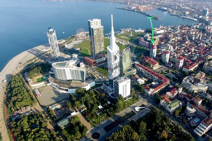 Fully furnished Seafront city apartment. - 11