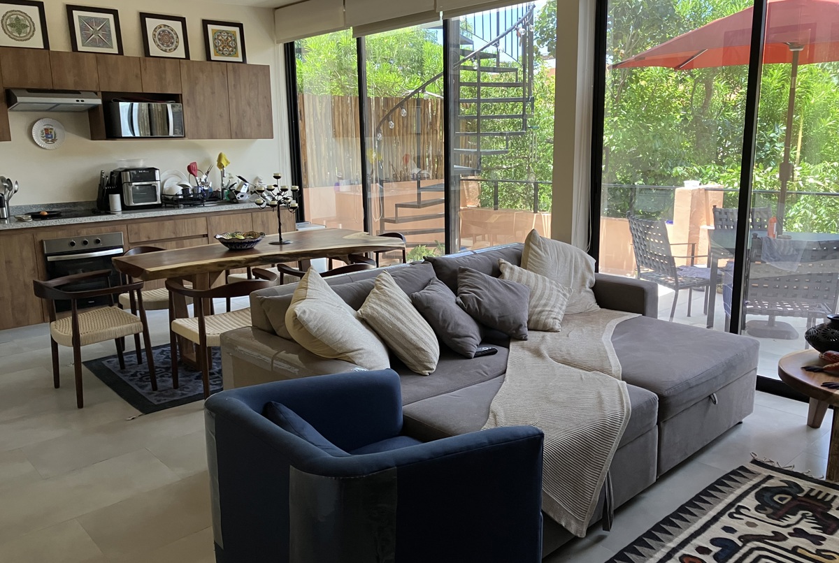 Rooftop Jacuzzi in Enclosed Community