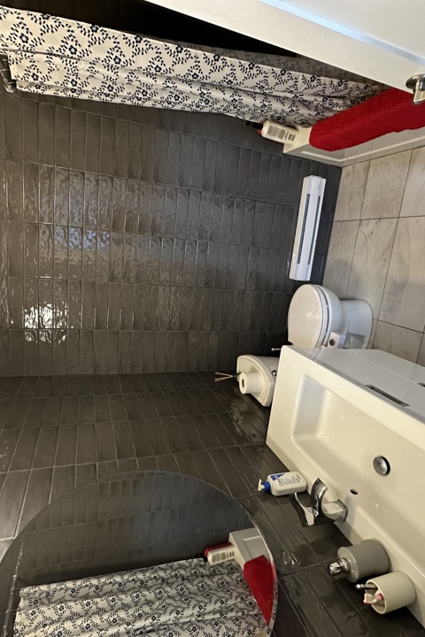 Spacious 2 bedroom in Montreals Mile End - 9