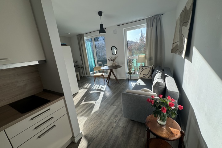 Trendy Kreuzkölln Studio by Maybachufer Canal - 4