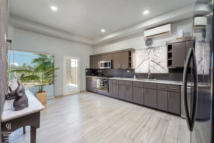golf course home - 2